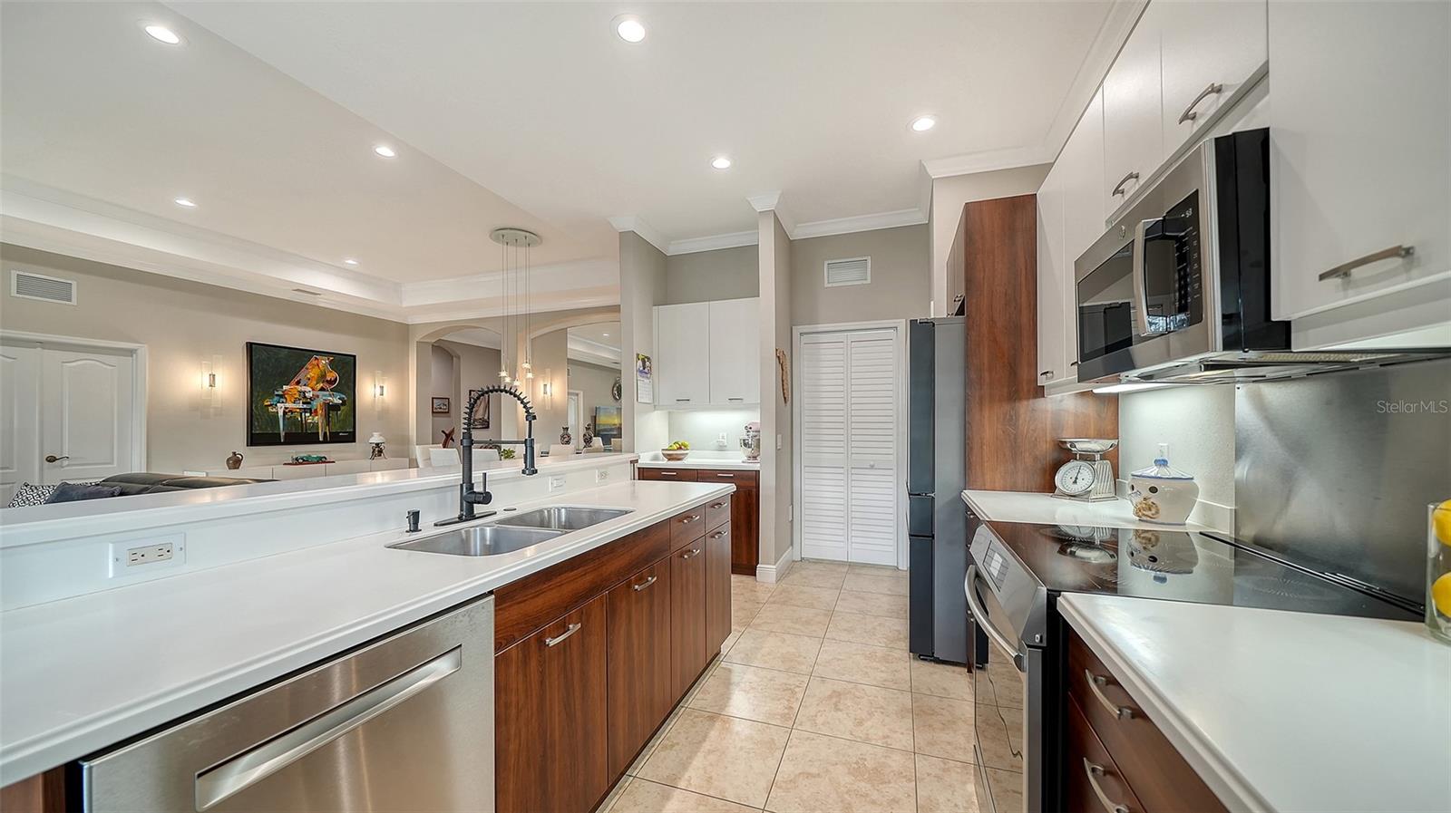 Image 19 of 55 For 1718 86th Street Nw