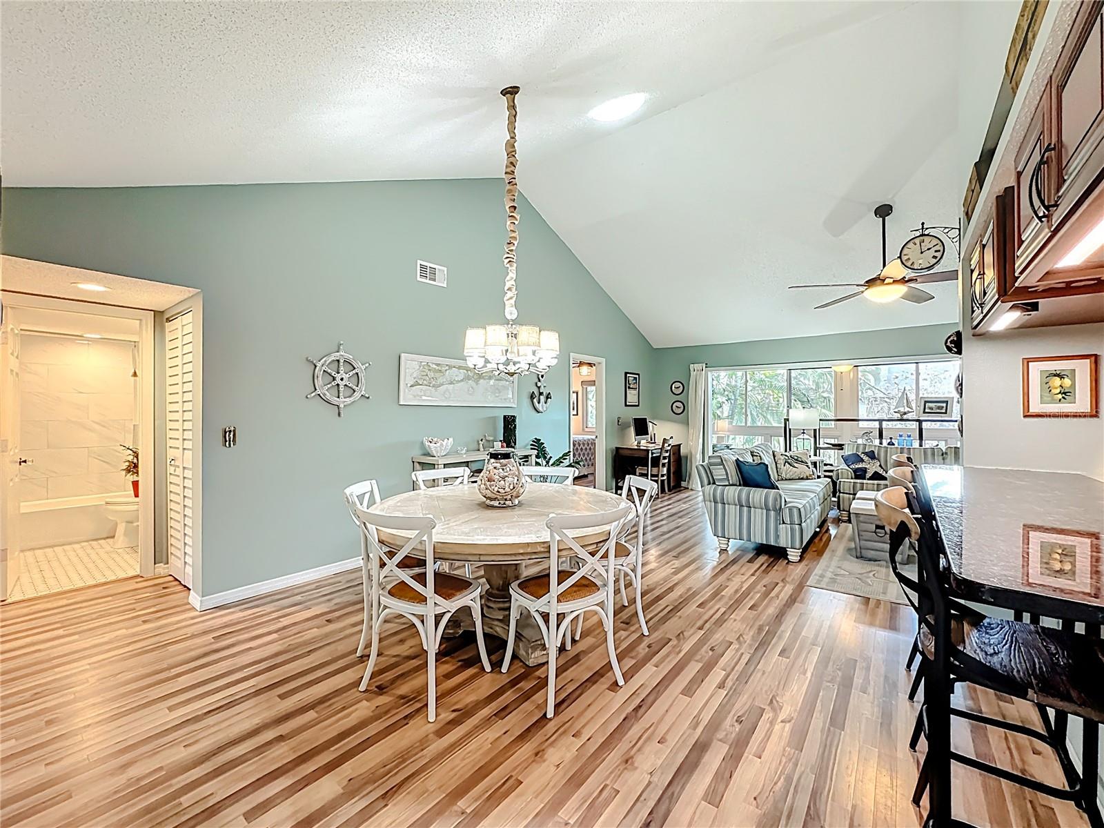 Image 11 of 56 For 1715 Pelican Cove Road Gl438