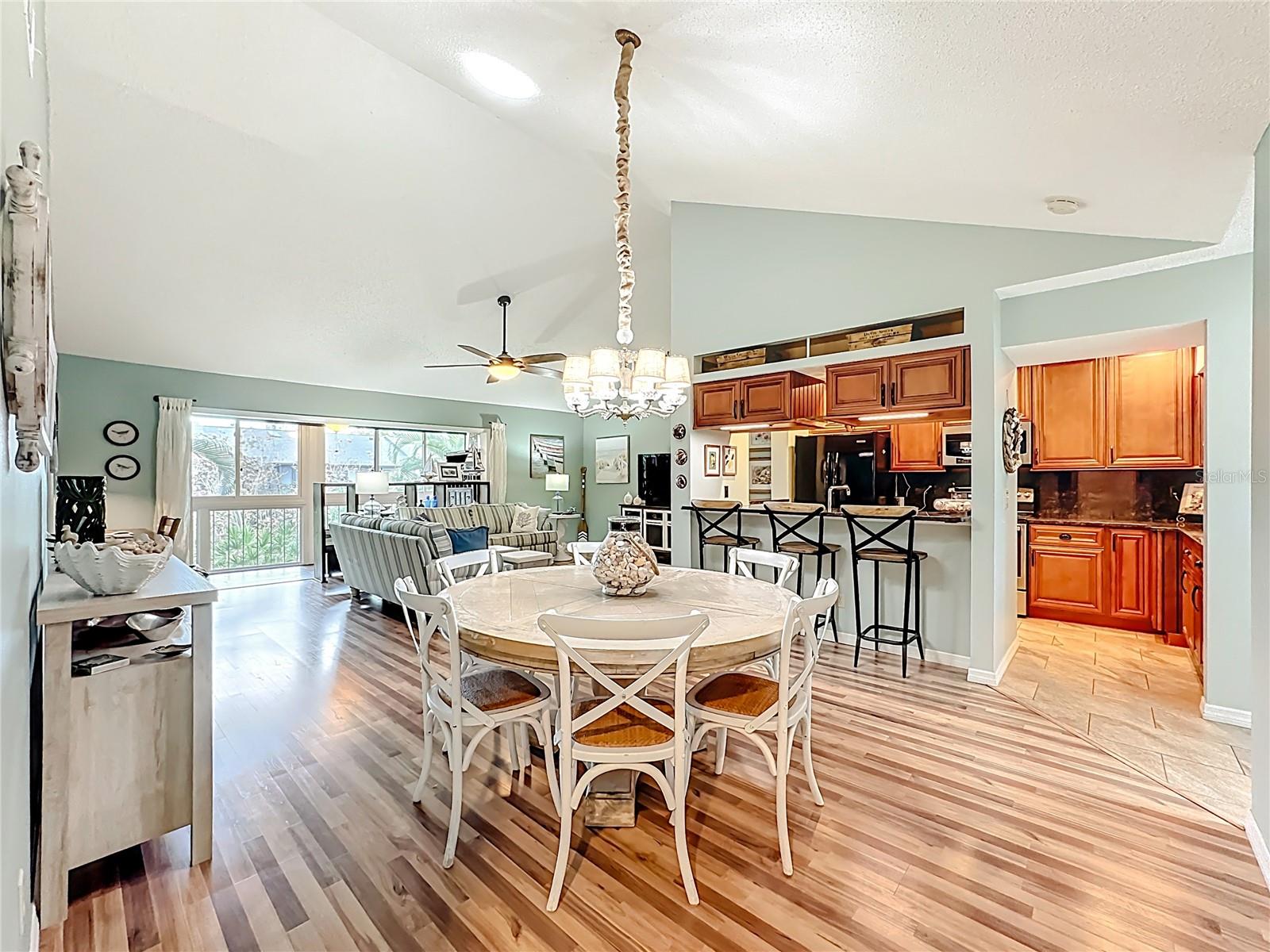 Image 12 of 56 For 1715 Pelican Cove Road Gl438