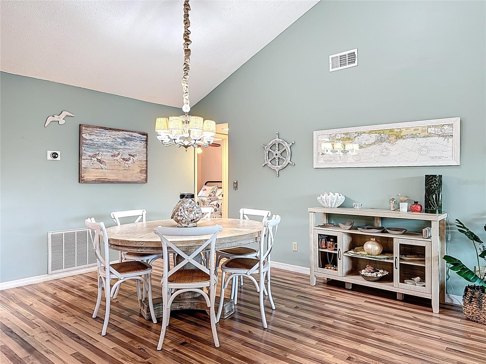 Image 13 of 56 For 1715 Pelican Cove Road Gl438