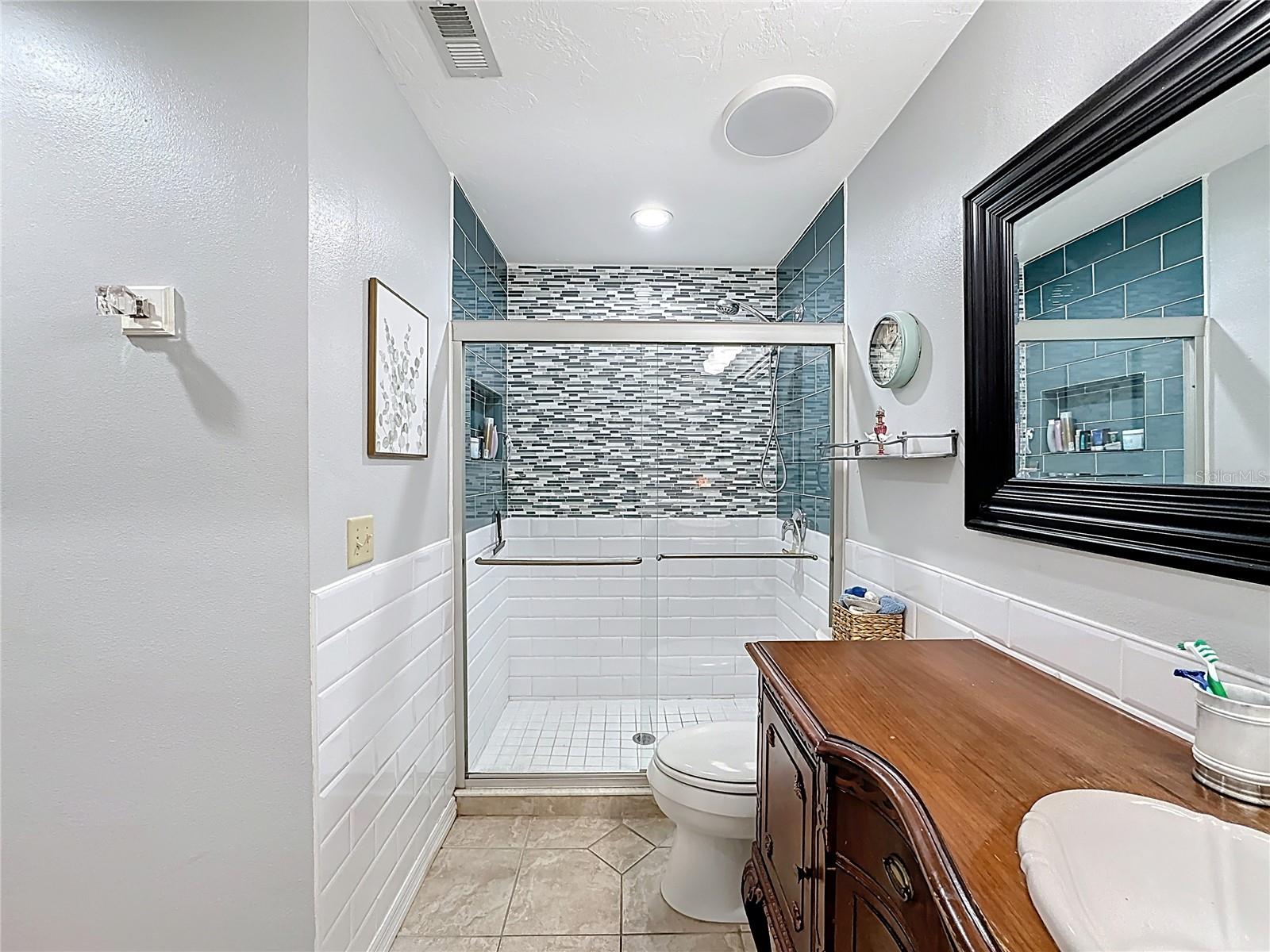 Image 28 of 56 For 1715 Pelican Cove Road Gl438