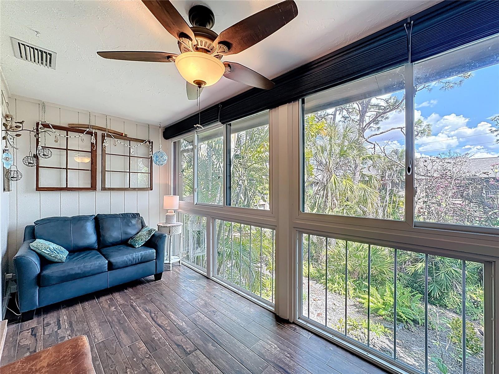 Image 36 of 56 For 1715 Pelican Cove Road Gl438