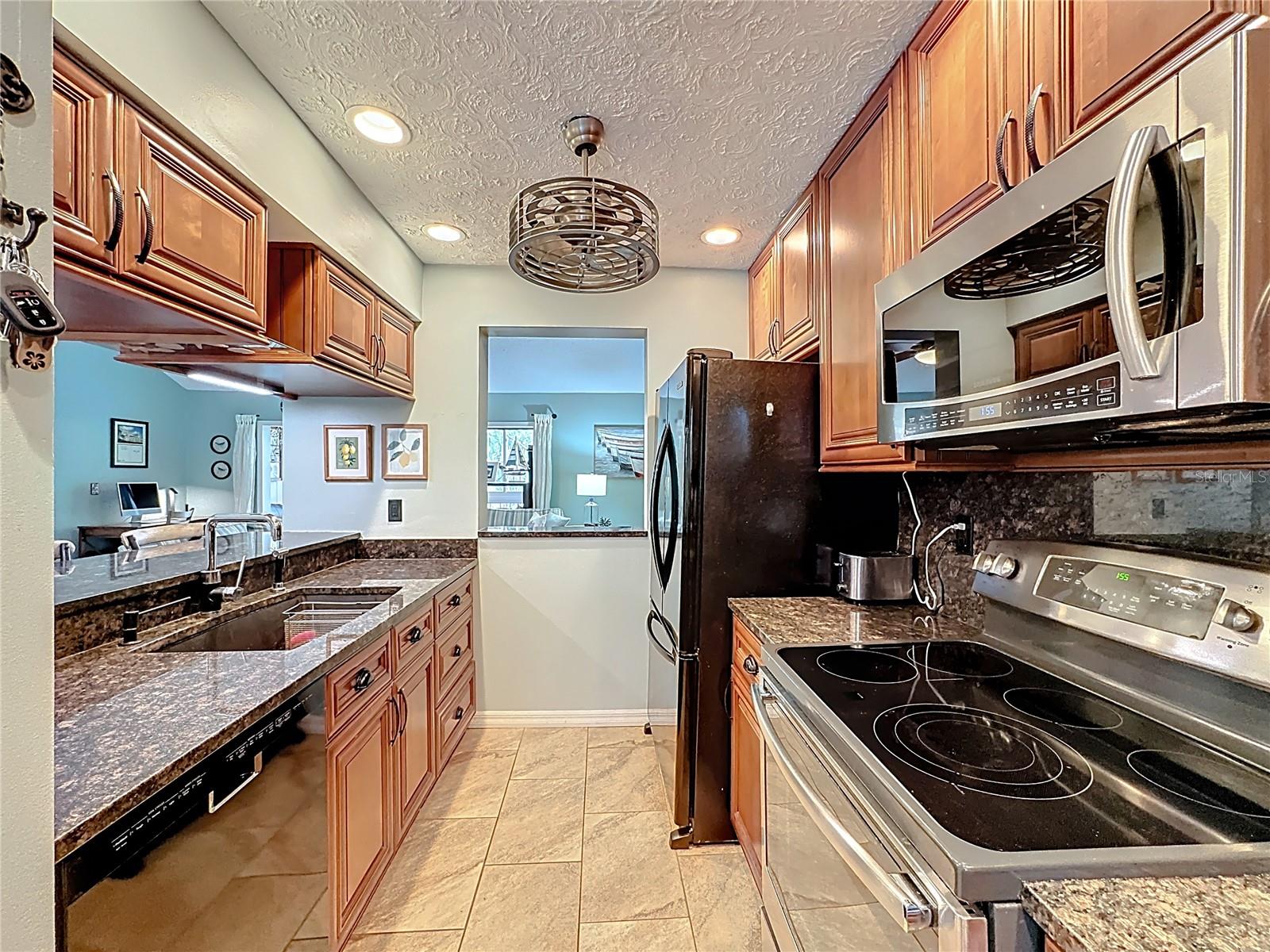 Image 7 of 56 For 1715 Pelican Cove Road Gl438