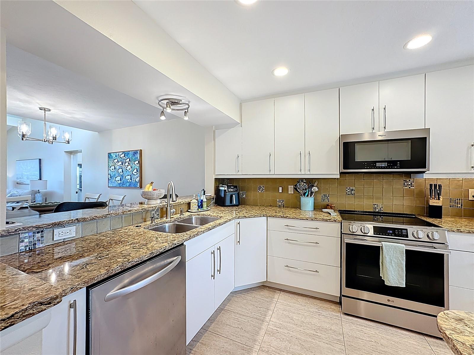 Image 17 of 64 For 1510 Pelican Point Drive Ba270