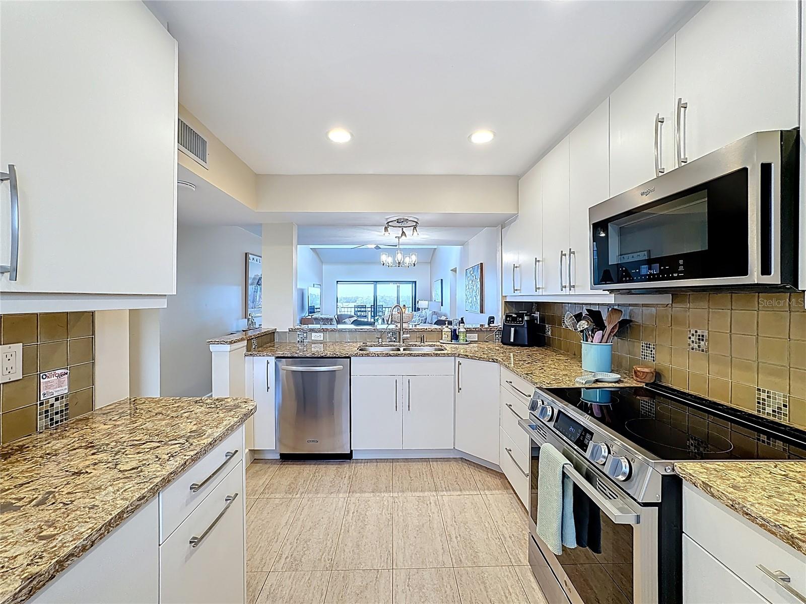 Image 22 of 64 For 1510 Pelican Point Drive Ba270