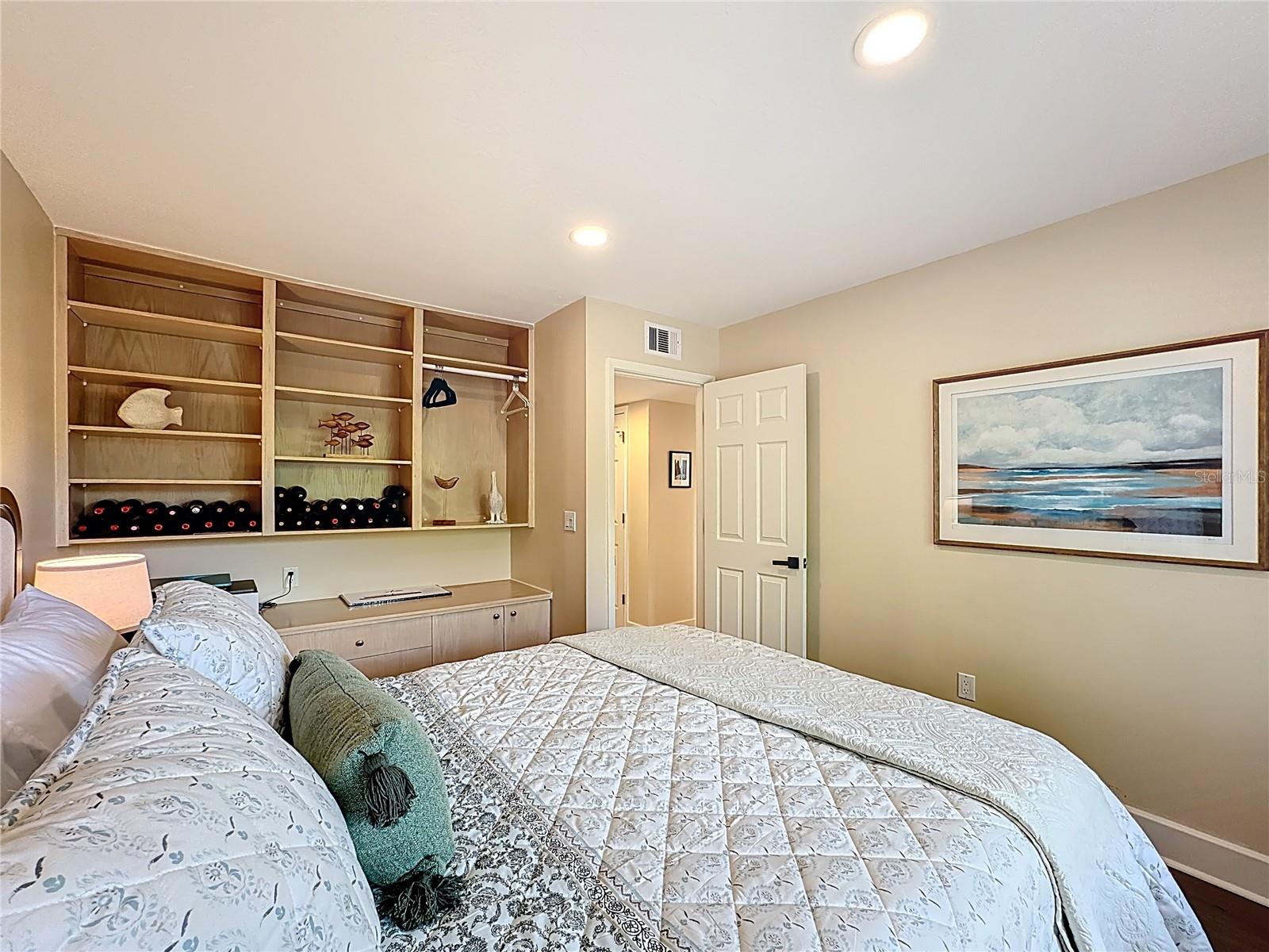 Image 33 of 64 For 1510 Pelican Point Drive Ba270