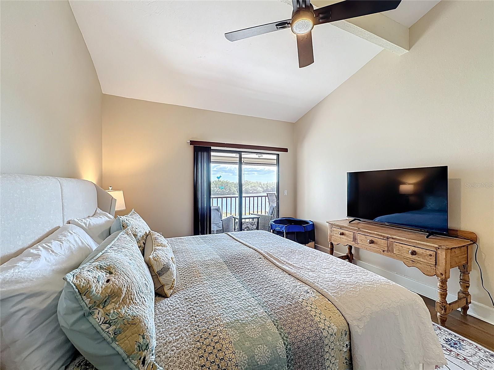 Image 38 of 64 For 1510 Pelican Point Drive Ba270