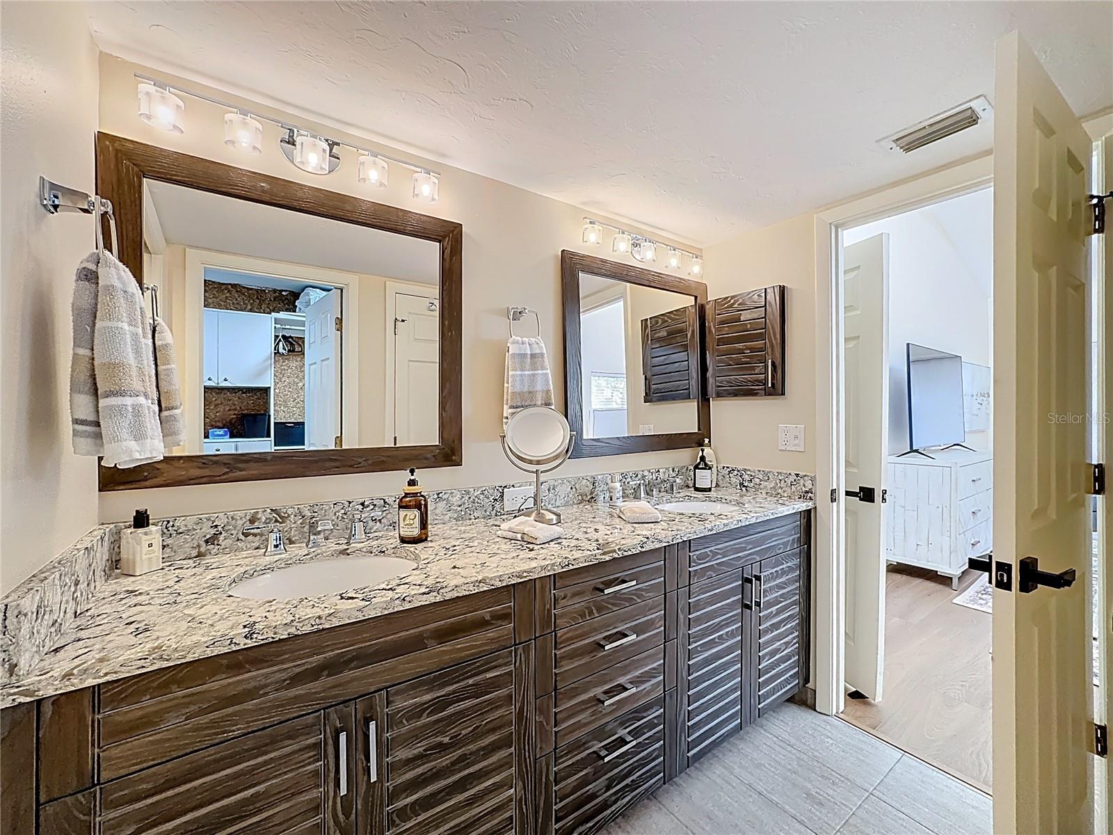 Image 48 of 64 For 1510 Pelican Point Drive Ba270