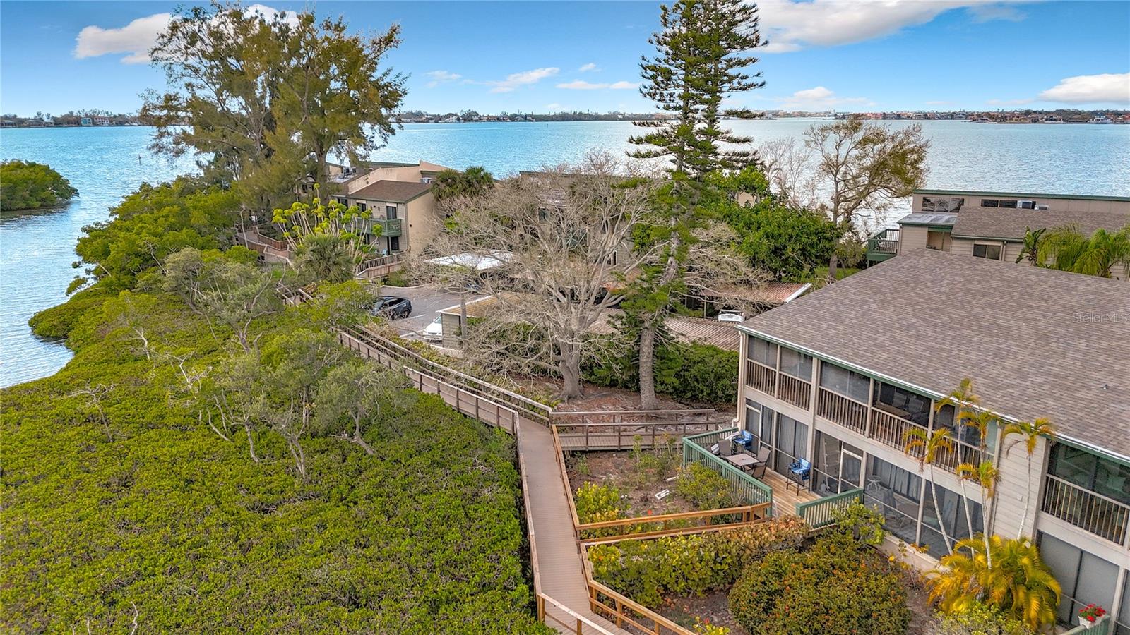 Image 57 of 64 For 1510 Pelican Point Drive Ba270