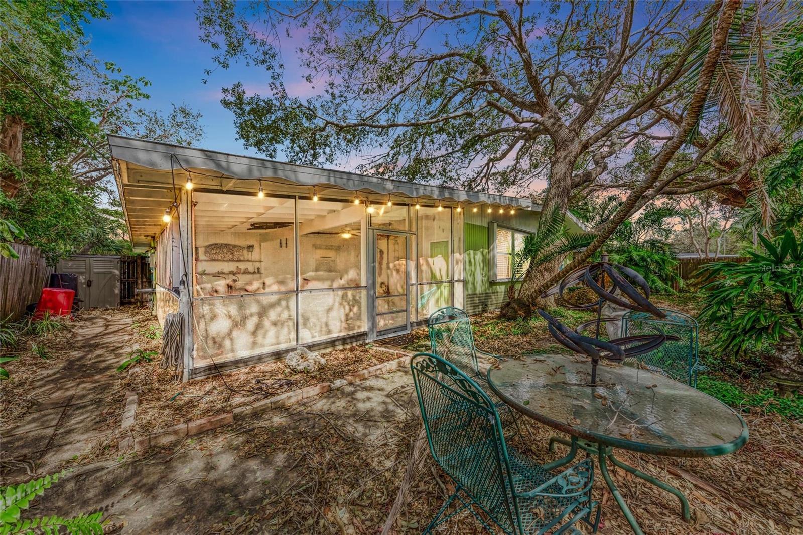 Image 42 of 44 For 2886 Wood Street