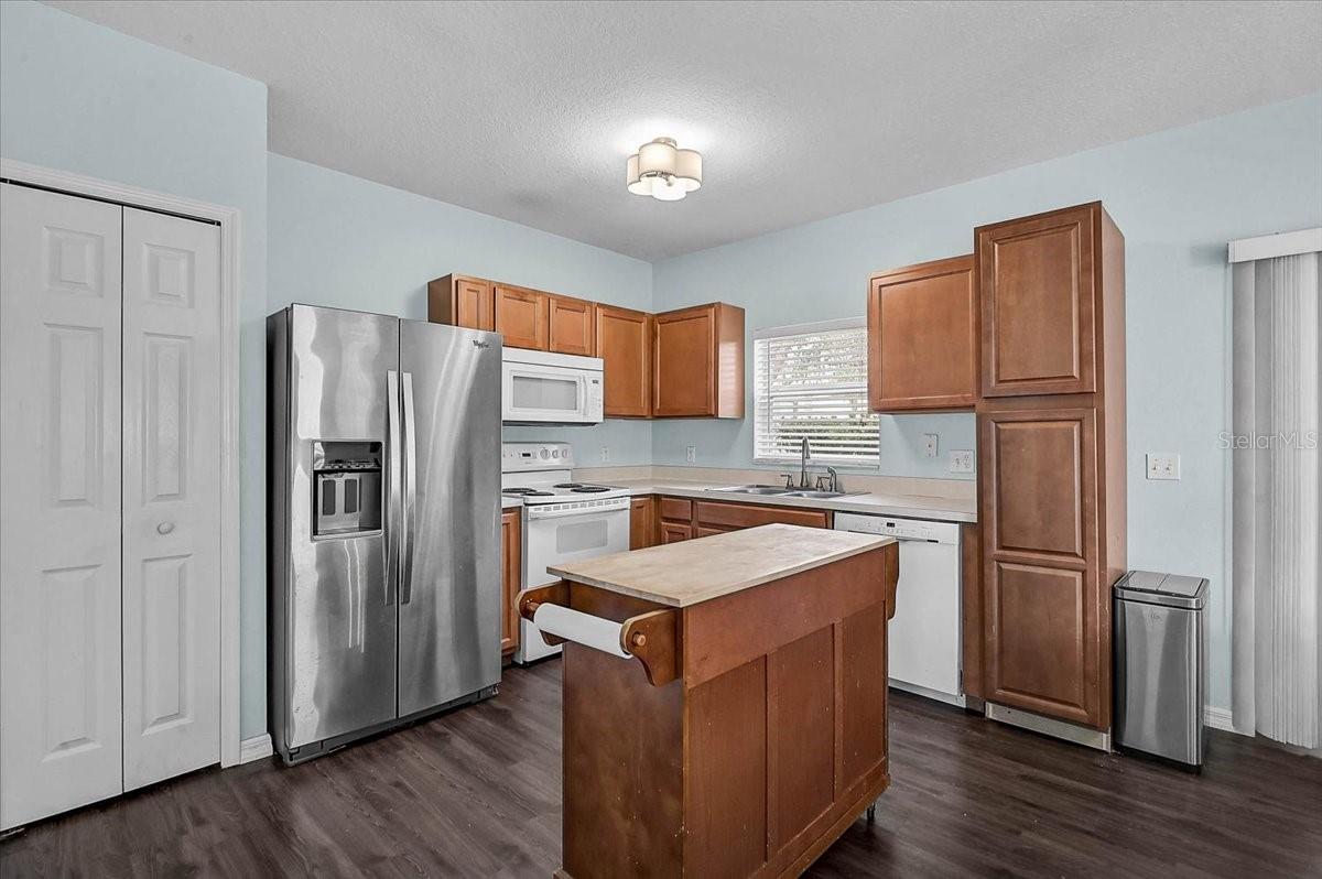 Image 13 of 40 For 14931 Amberjack Terrace