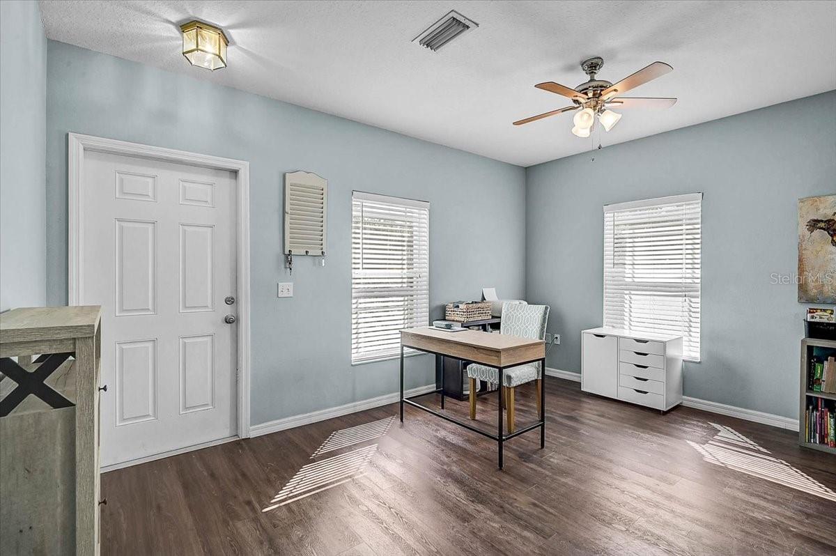 Image 6 of 40 For 14931 Amberjack Terrace