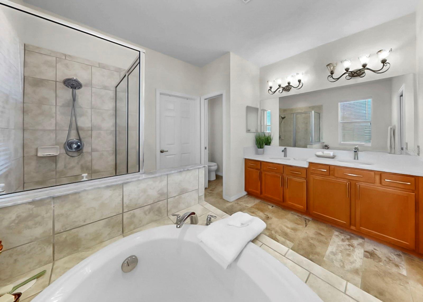 Image 10 of 87 For 6914 44th Court E