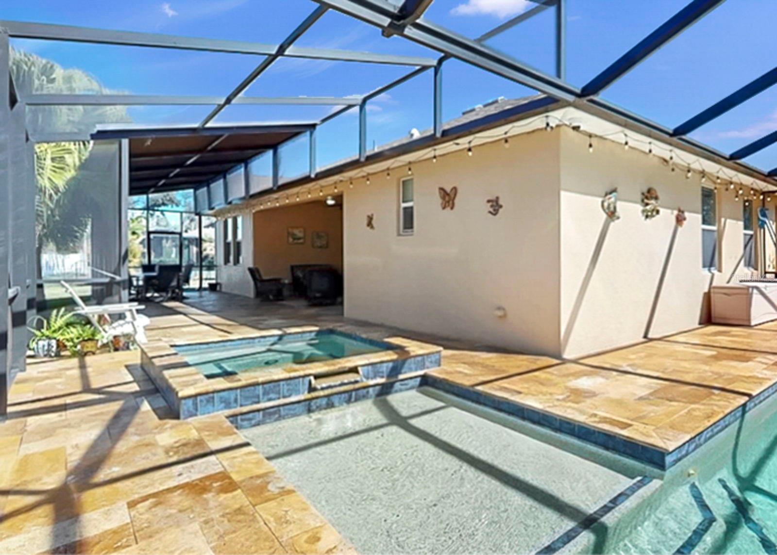 Image 21 of 87 For 6914 44th Court E