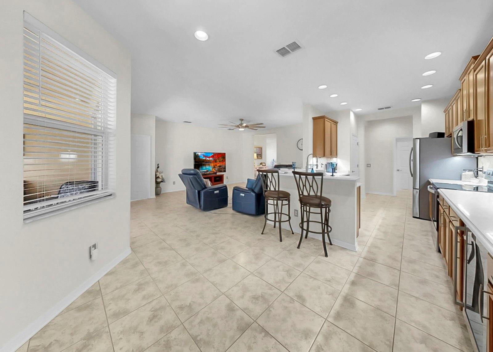 Image 43 of 87 For 6914 44th Court E