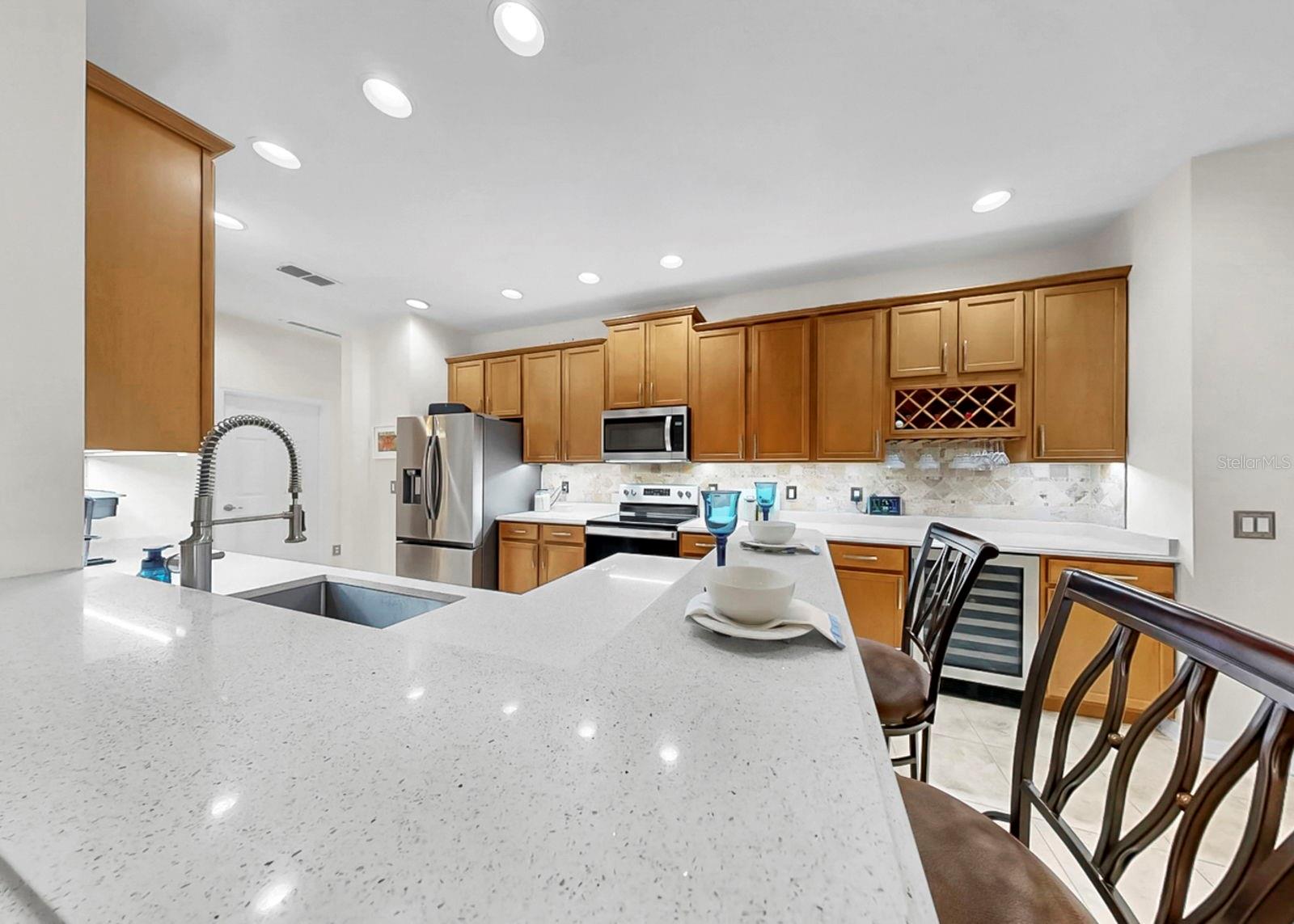 Image 46 of 87 For 6914 44th Court E