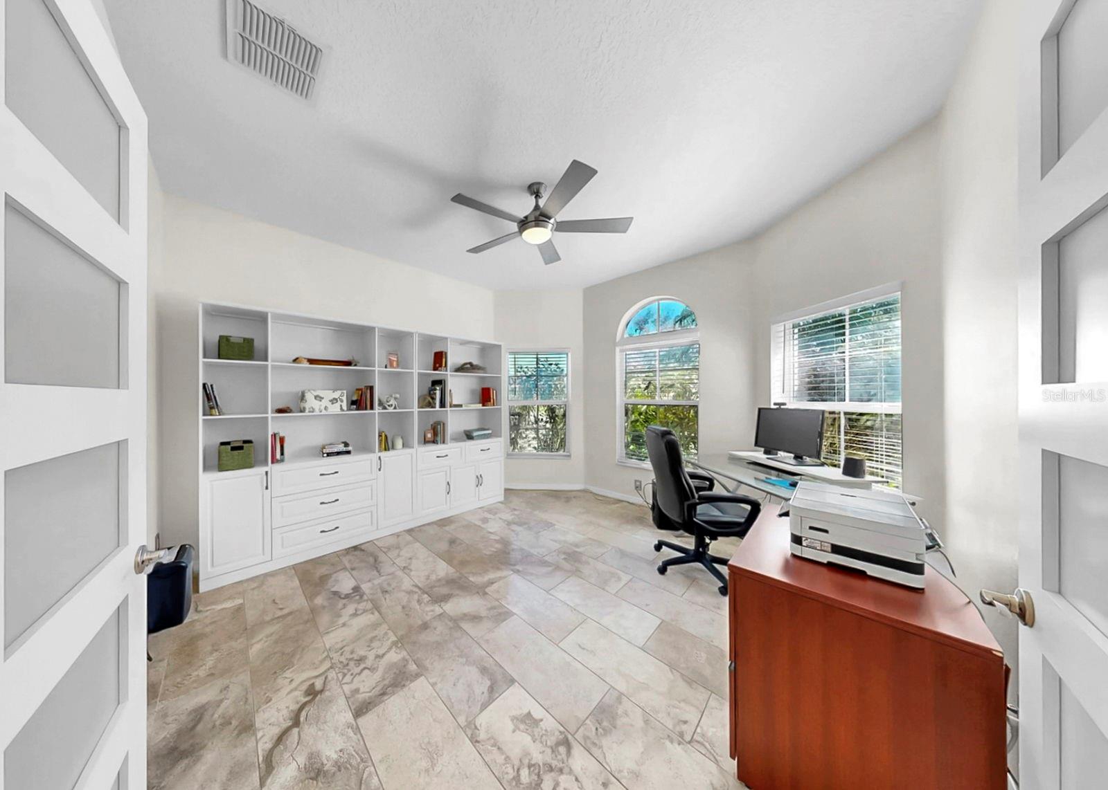 Image 6 of 87 For 6914 44th Court E