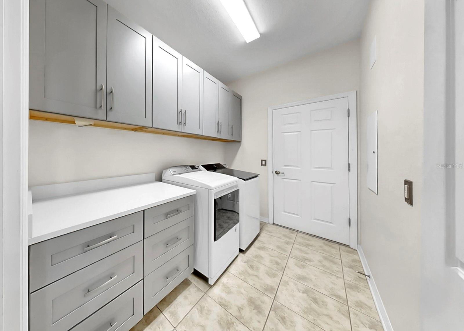 Image 70 of 87 For 6914 44th Court E