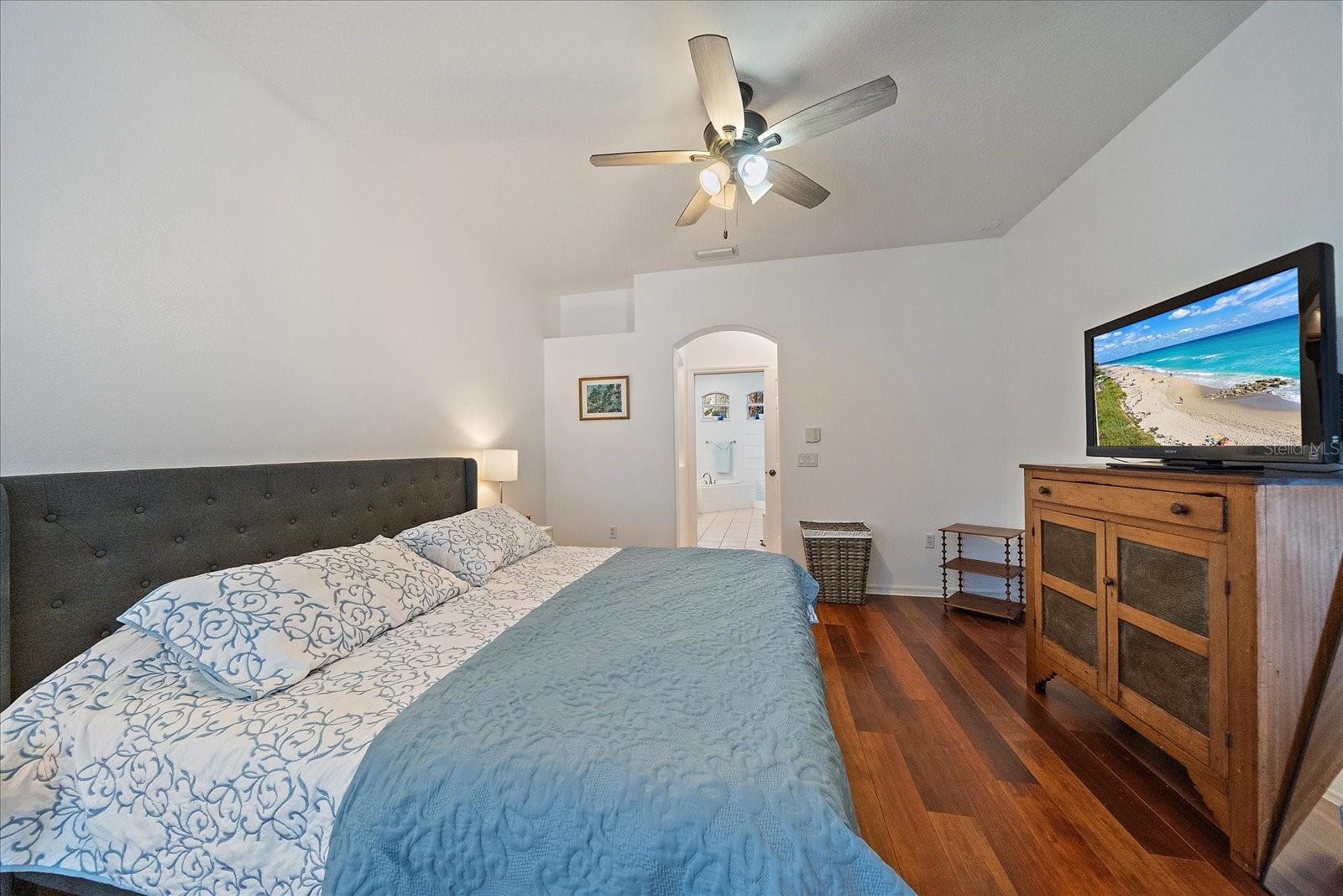 Image 17 of 43 For 11719 Winding Woods Way