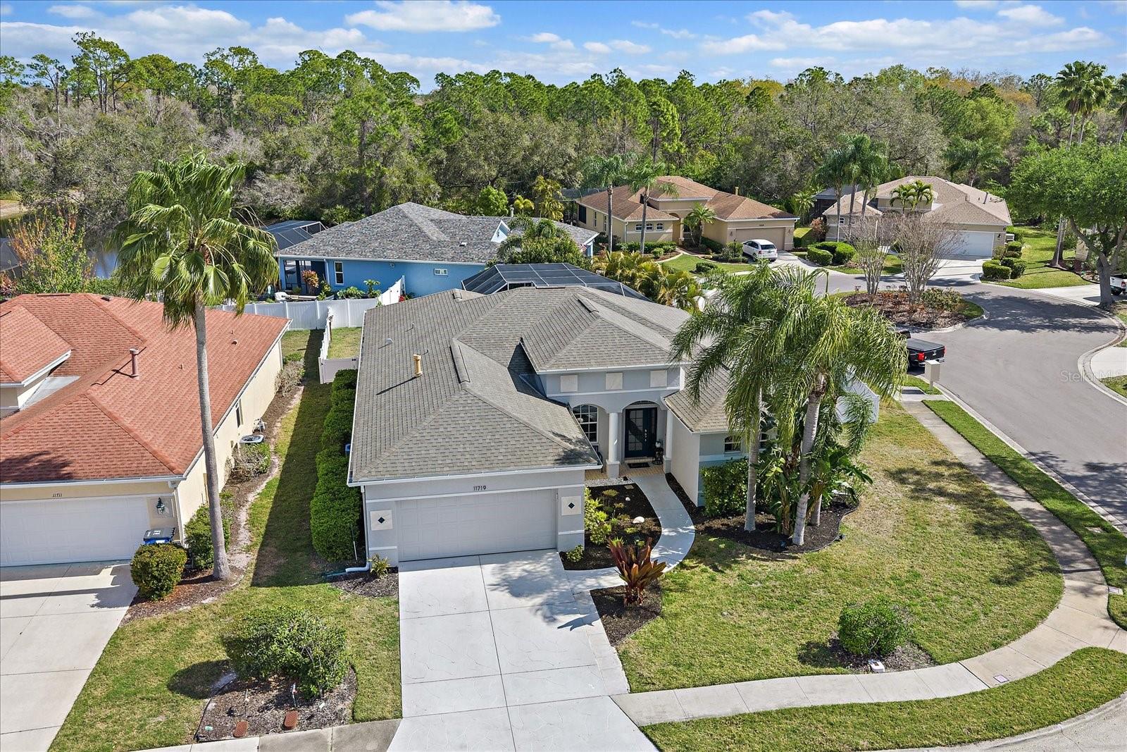 Image 35 of 43 For 11719 Winding Woods Way