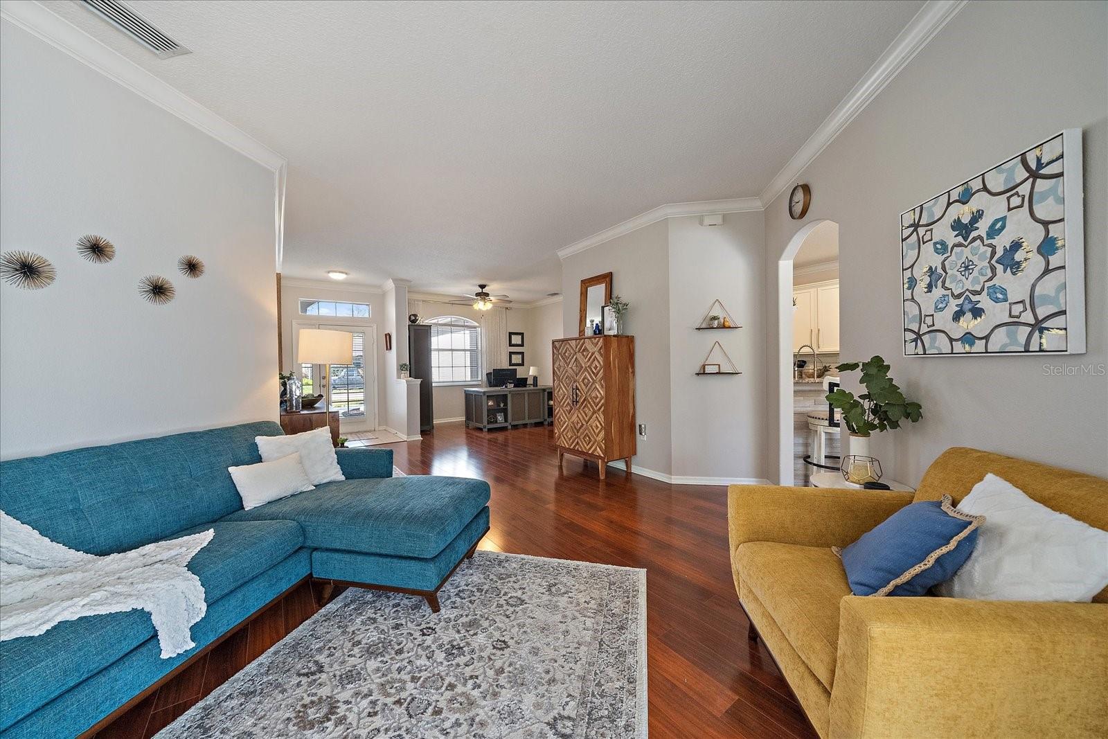 Image 6 of 43 For 11719 Winding Woods Way