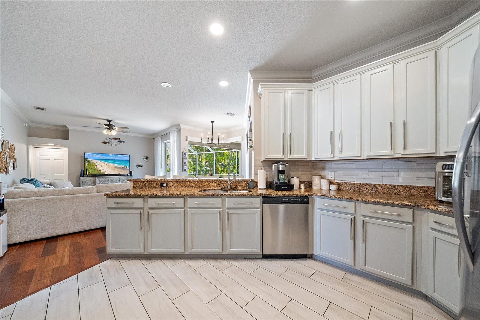 Image 8 of 43 For 11719 Winding Woods Way