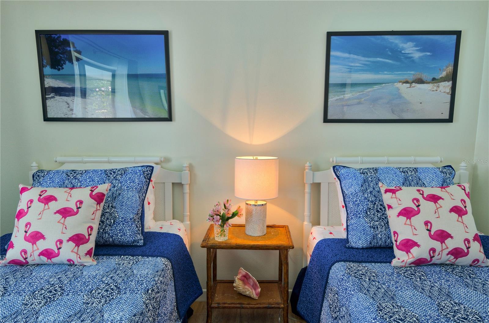 Image 31 of 61 For 608 Gladstone Lane