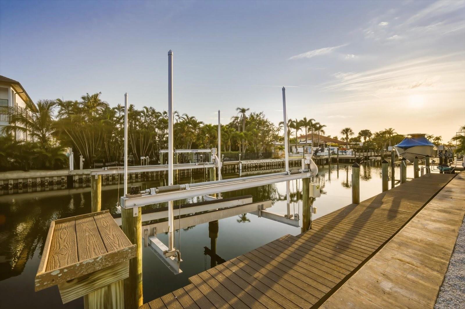 Image 44 of 61 For 608 Gladstone Lane