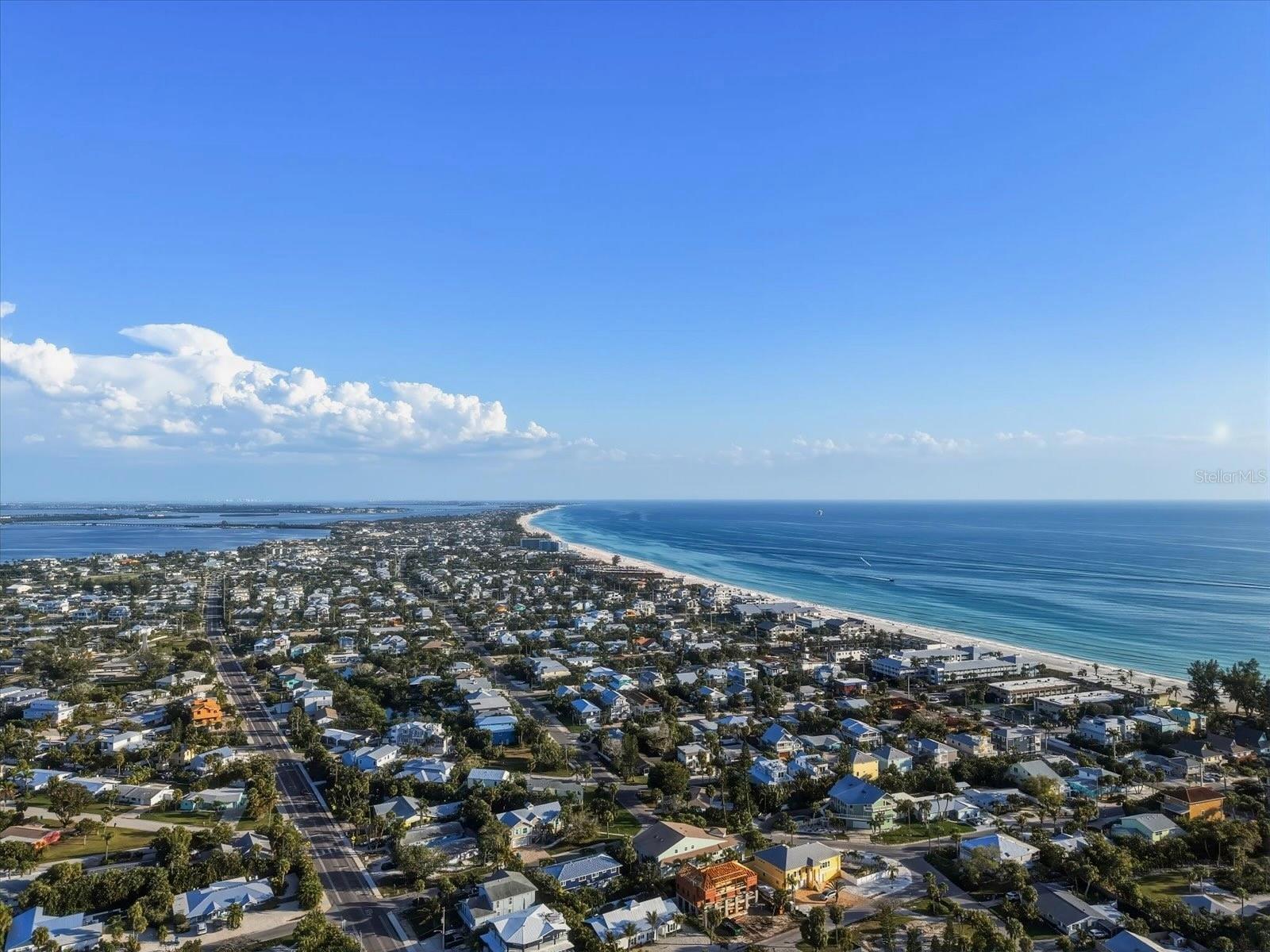 Image 54 of 61 For 608 Gladstone Lane