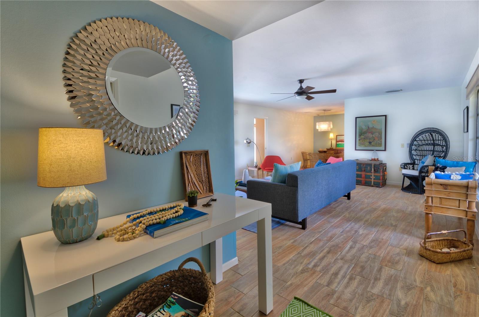 Image 7 of 61 For 608 Gladstone Lane