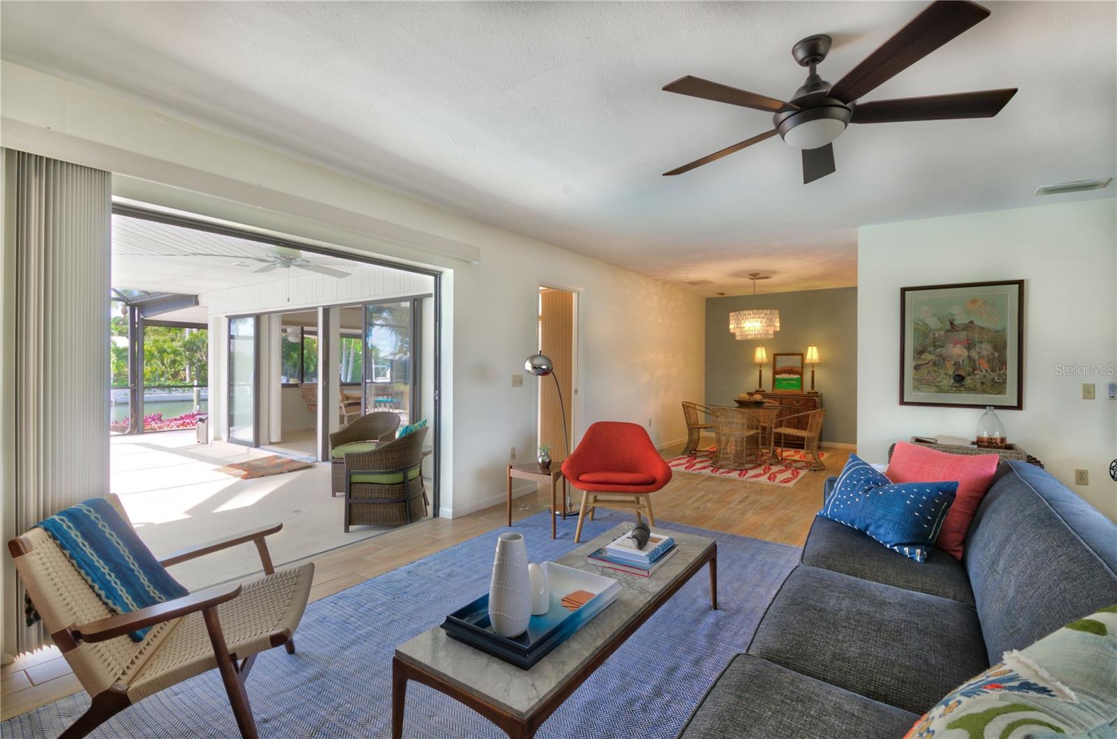 Image 9 of 61 For 608 Gladstone Lane