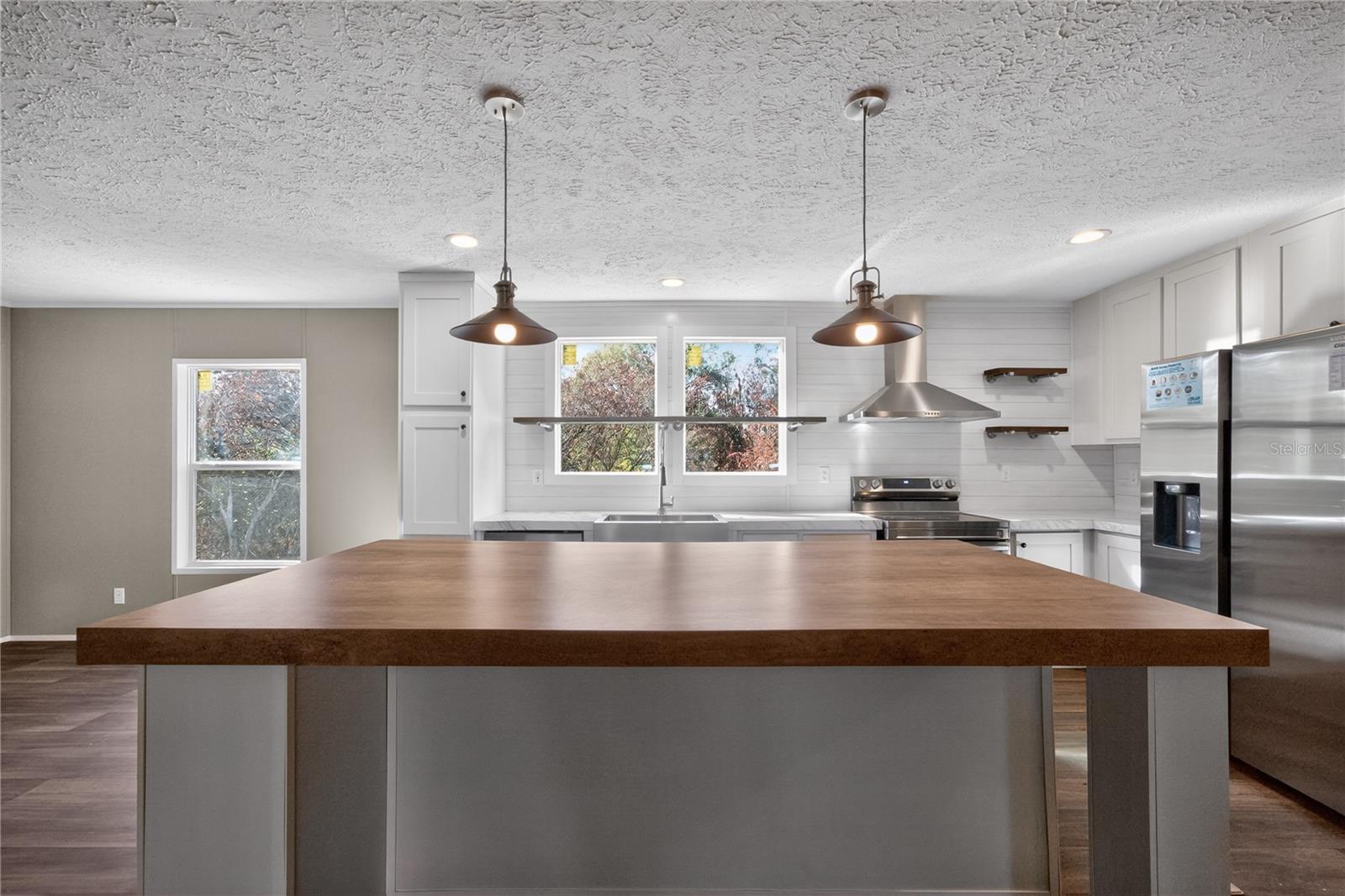 Image 12 of 35 For 3714 165th Court