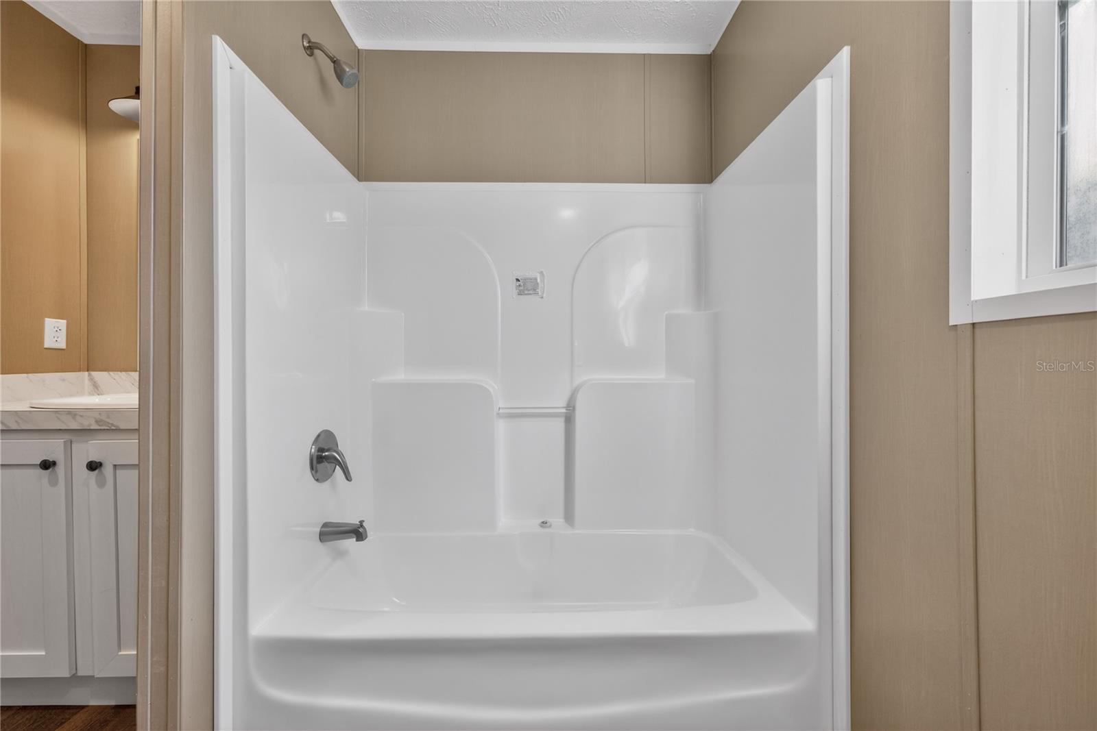 Image 19 of 35 For 3714 165th Court