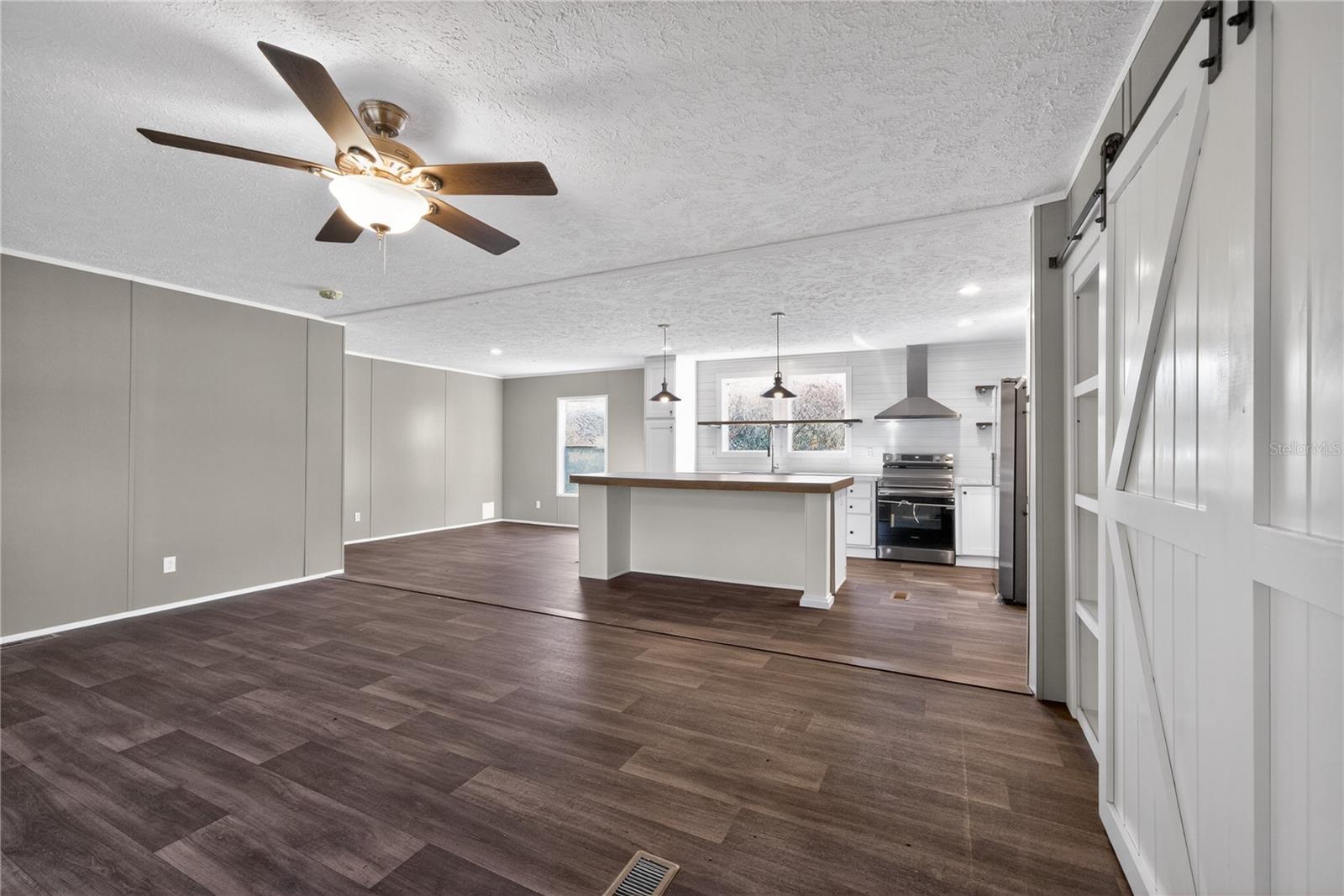 Image 6 of 35 For 3714 165th Court