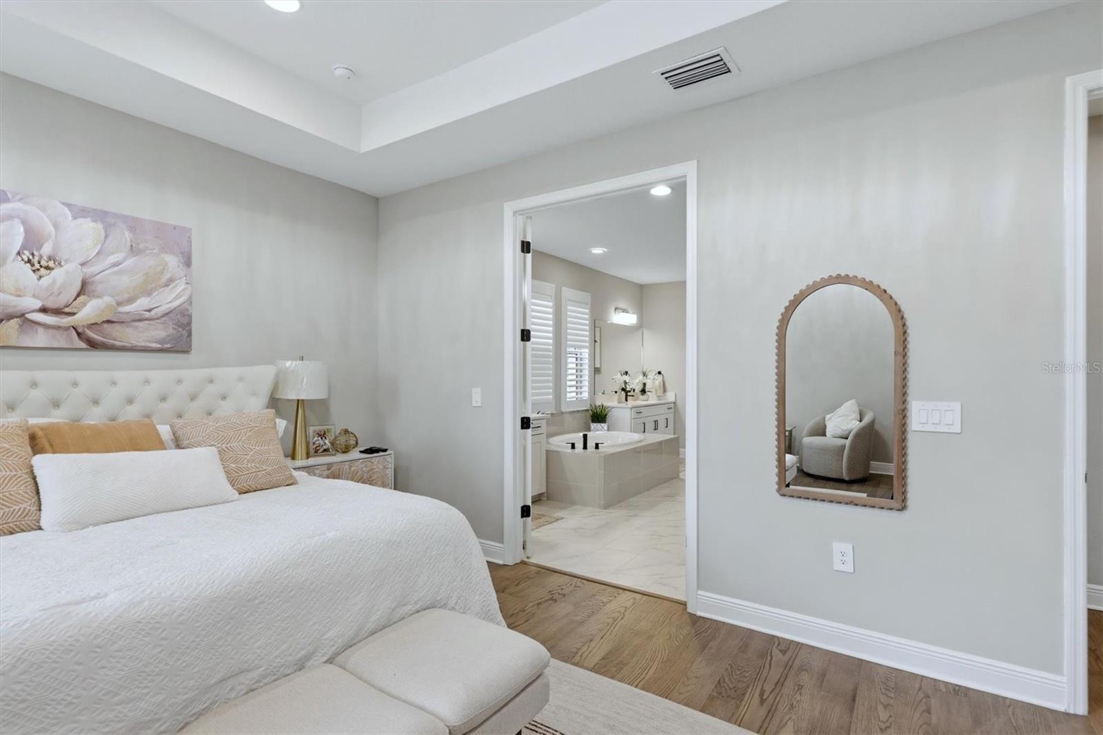 Image 23 of 72 For 5820 Millennium Silver Court