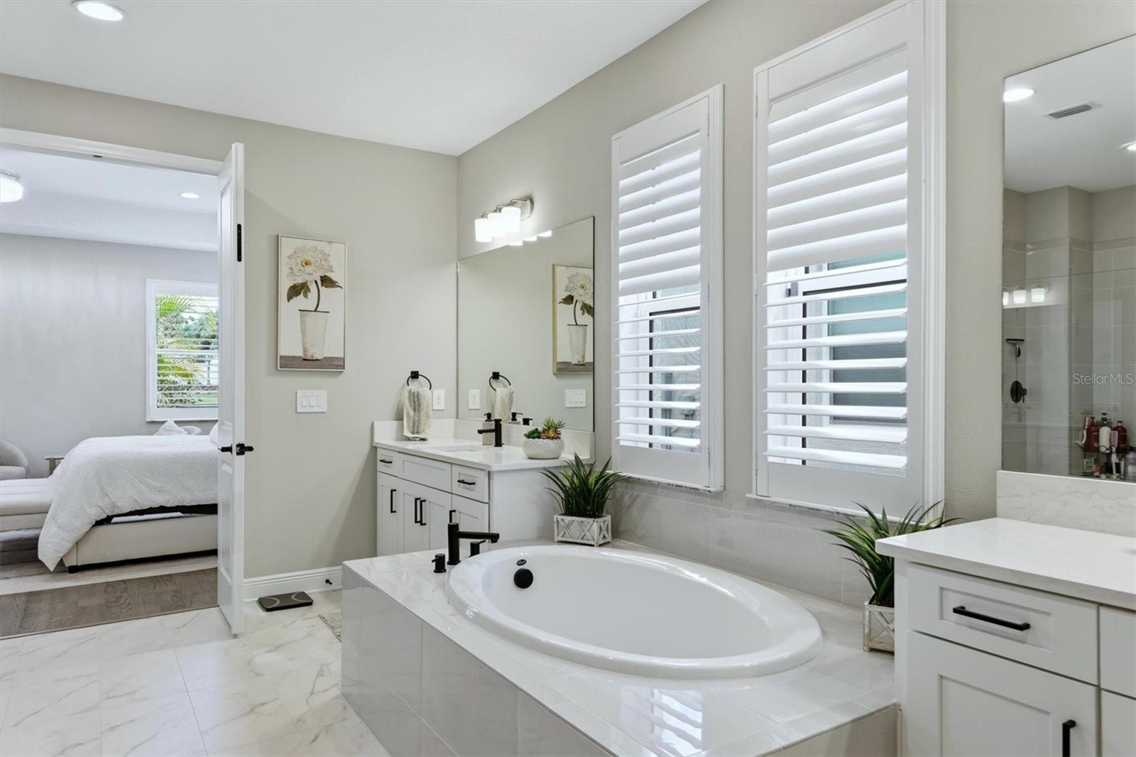 Image 25 of 72 For 5820 Millennium Silver Court