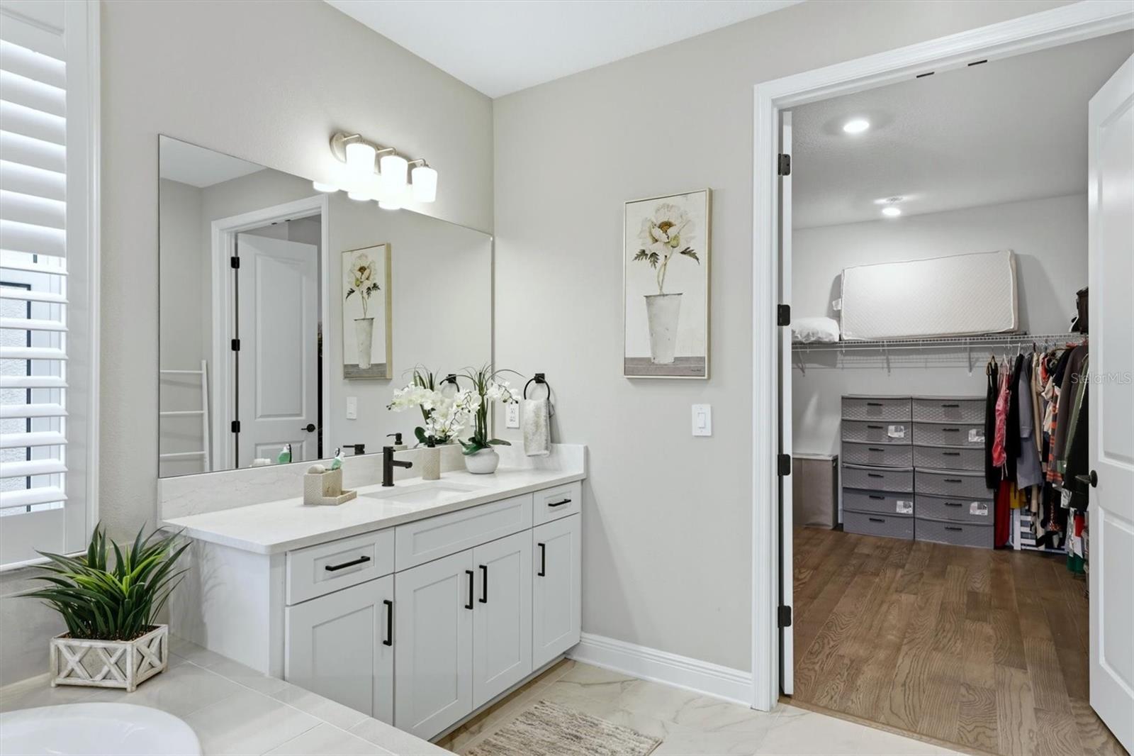 Image 26 of 72 For 5820 Millennium Silver Court