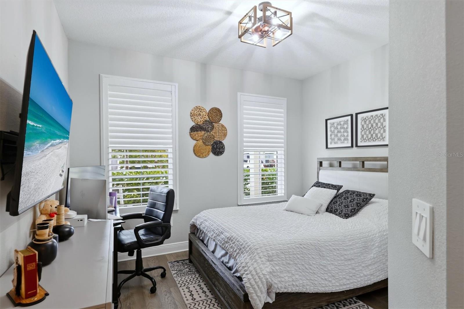 Image 29 of 72 For 5820 Millennium Silver Court