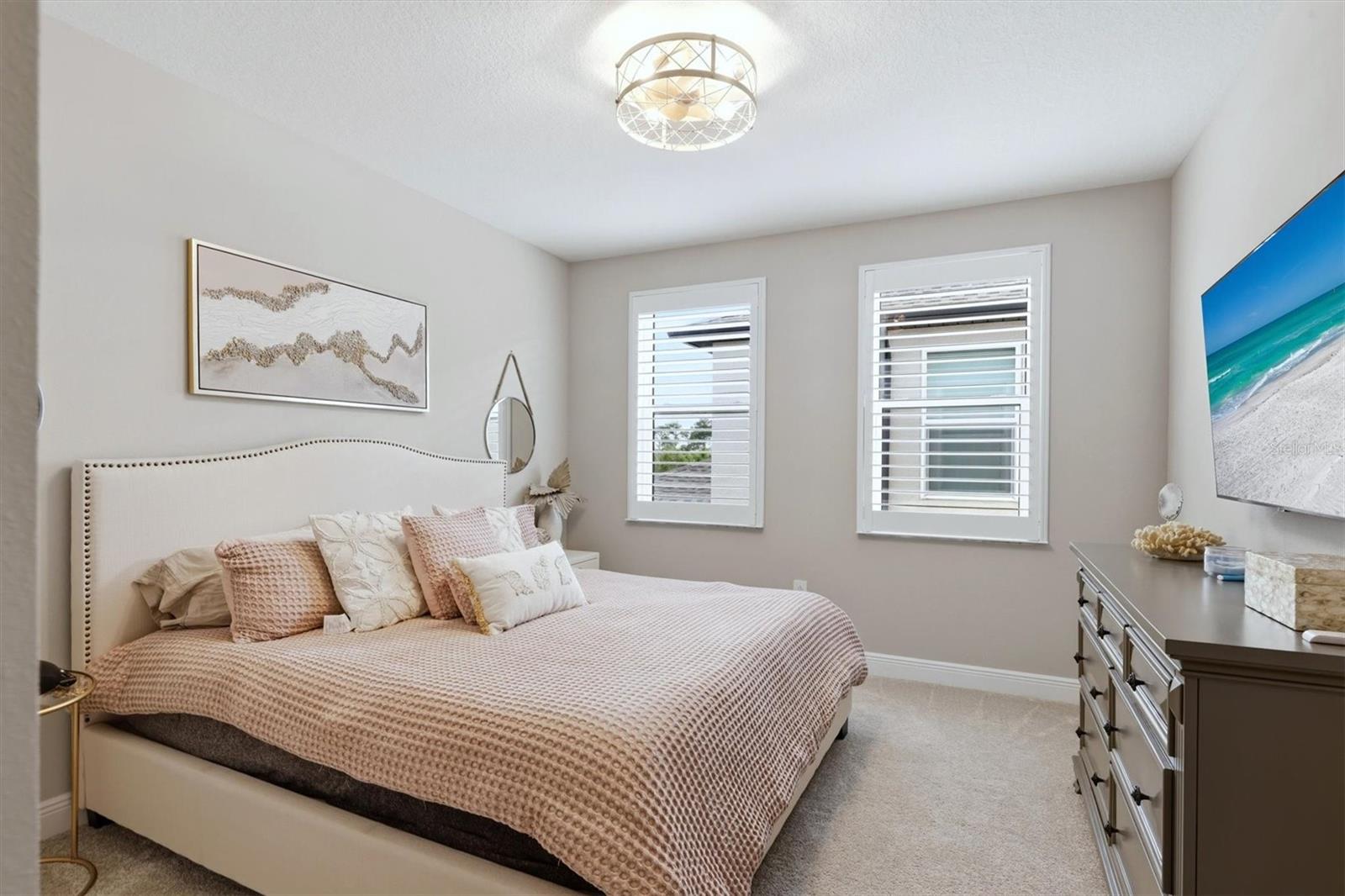 Image 36 of 72 For 5820 Millennium Silver Court