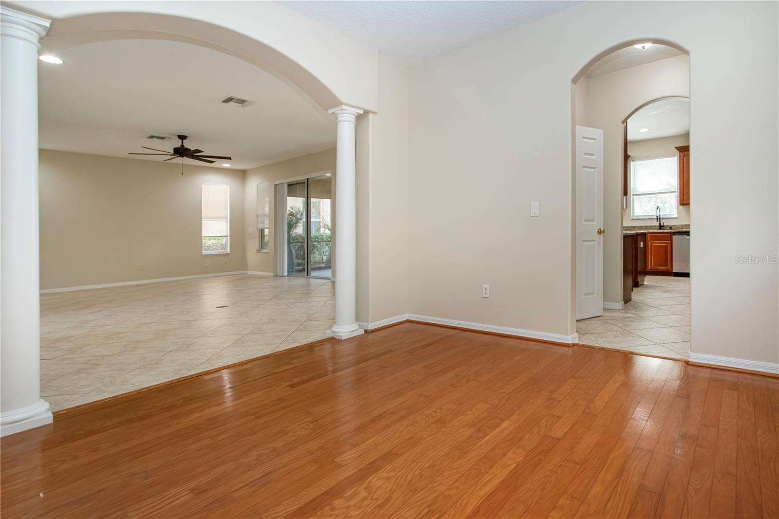 Image 19 of 77 For 18048 Java Isle Drive