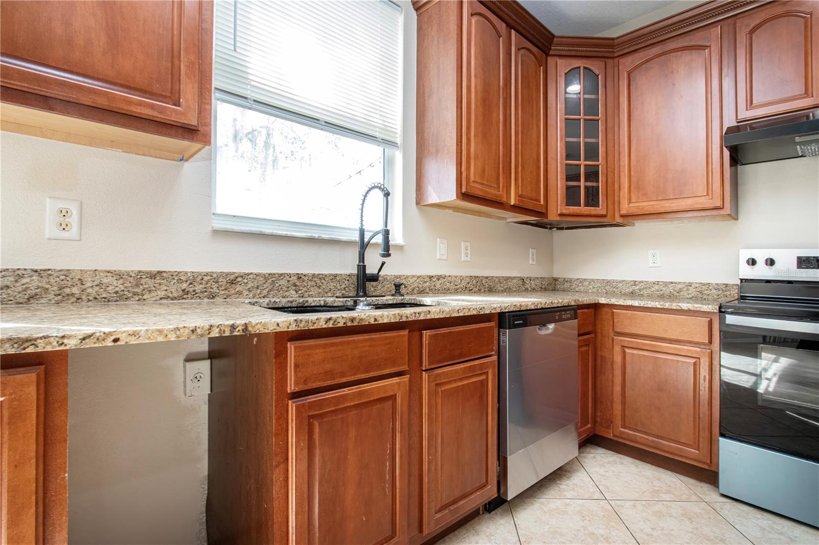 Image 24 of 77 For 18048 Java Isle Drive