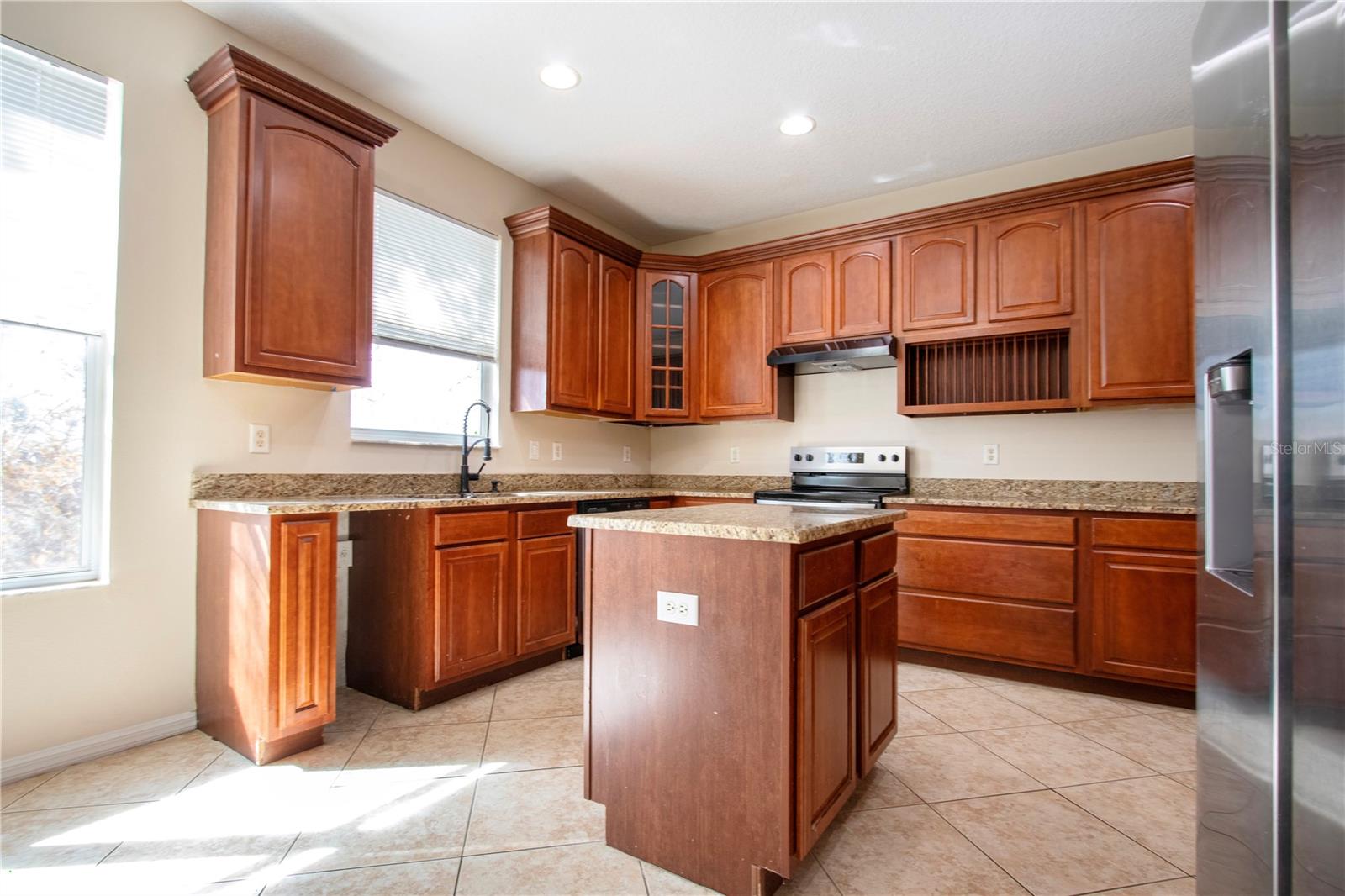 Image 28 of 77 For 18048 Java Isle Drive