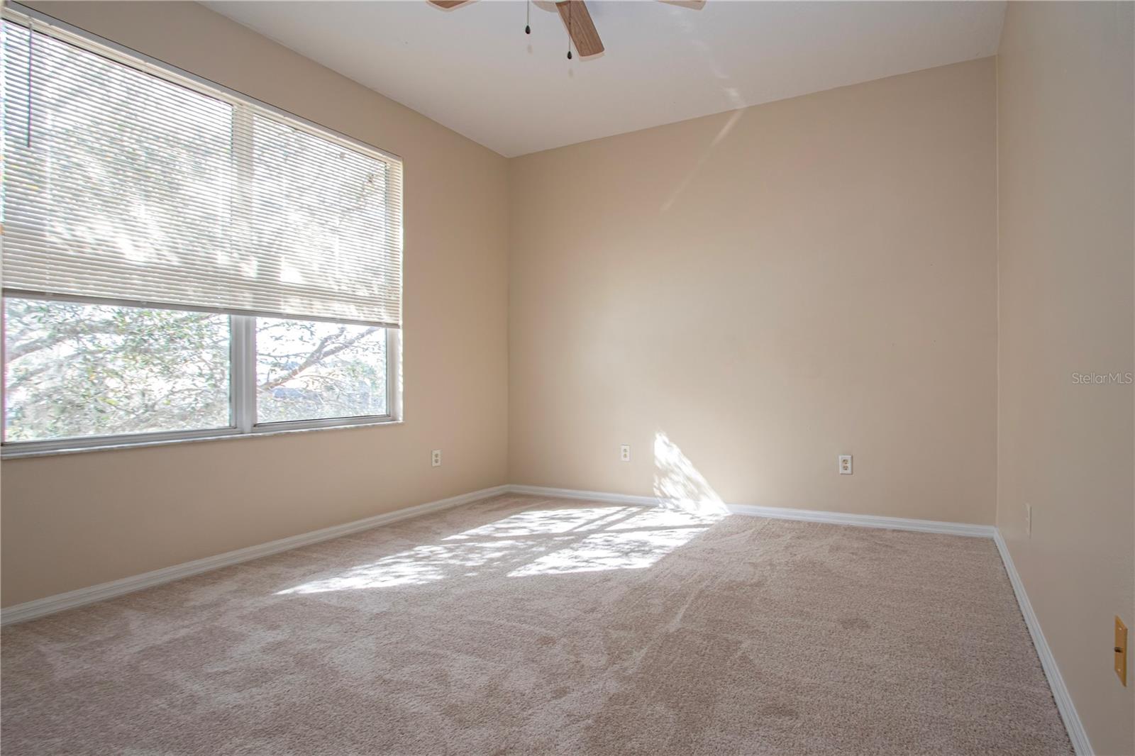 Image 55 of 77 For 18048 Java Isle Drive