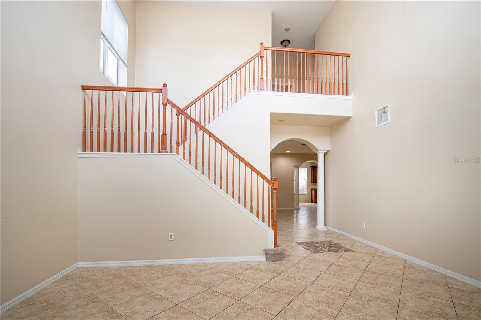 Image 8 of 77 For 18048 Java Isle Drive