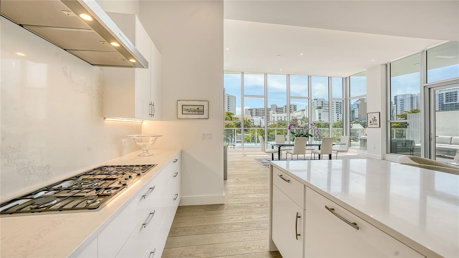 Image 17 of 43 For 1335 2nd Street Villa 2e