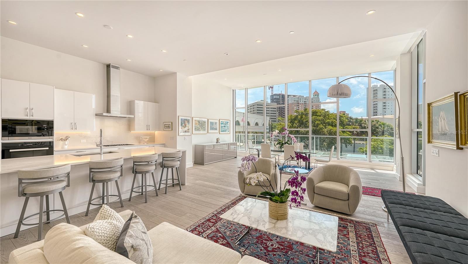 Image 2 of 43 For 1335 2nd Street Villa 2e