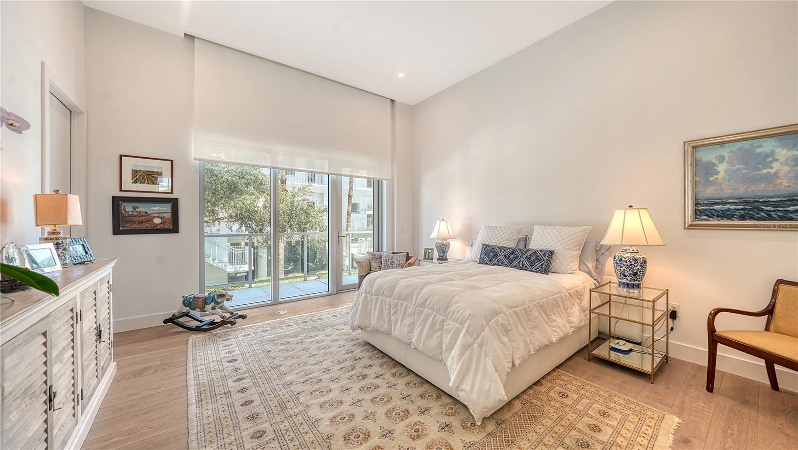 Image 20 of 43 For 1335 2nd Street Villa 2e