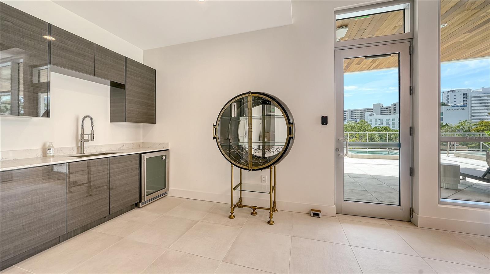 Image 31 of 43 For 1335 2nd Street Villa 2e