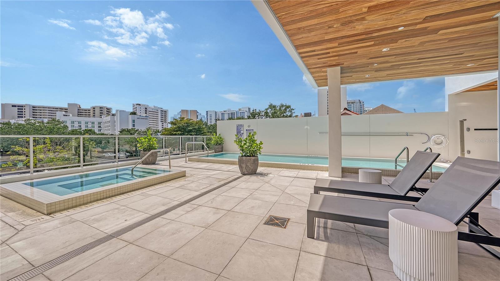 Image 32 of 43 For 1335 2nd Street Villa 2e