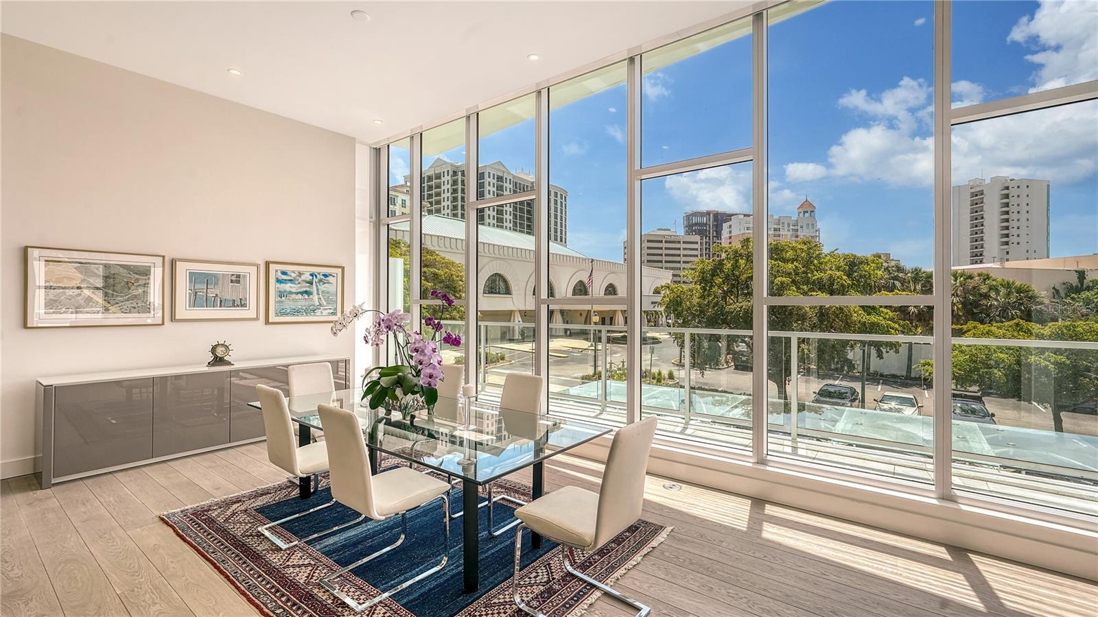 Image 4 of 43 For 1335 2nd Street Villa 2e